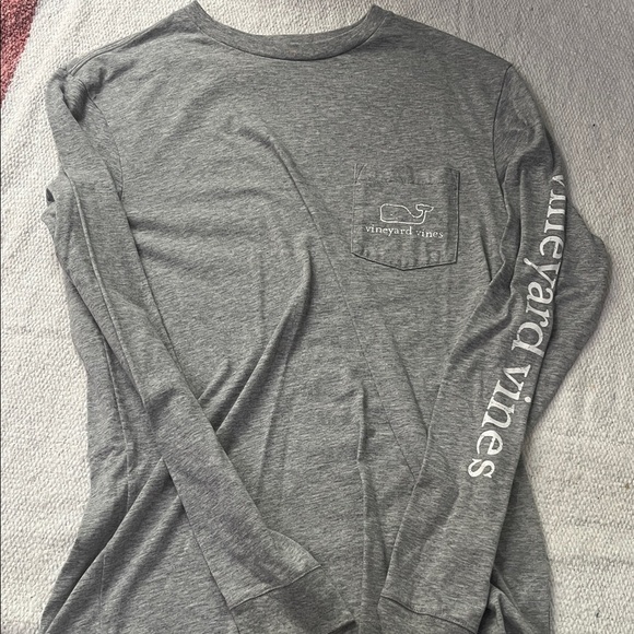Vineyard Vines Gray Long Sleeve Tee - Picture 1 of 3